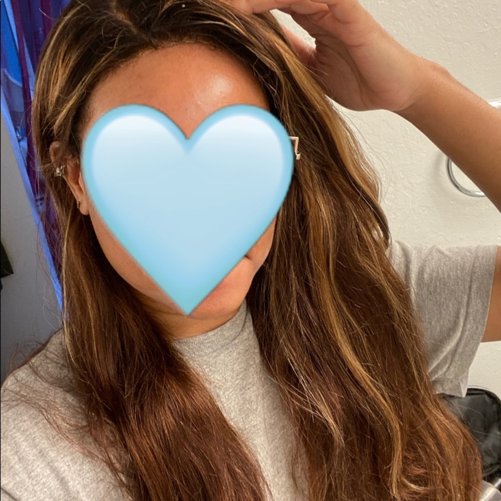 Highlighted brown/ blonde lace front 24inch wig